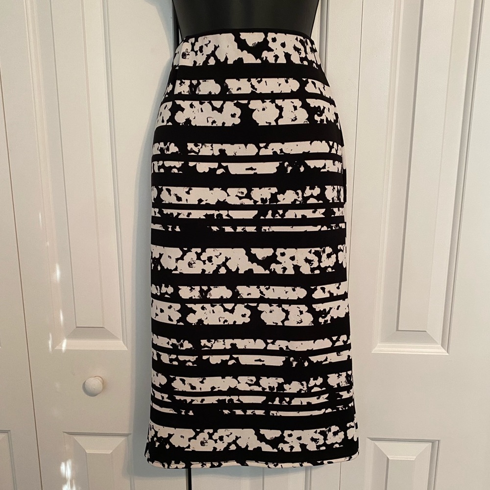 NWOT Leith Pencil Skirt, Nordstrom, Stretchy, M